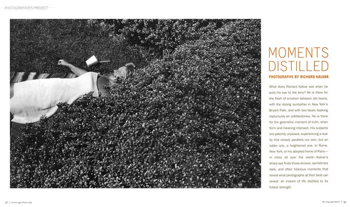 Moments Distilled: Photographs By Richard Kalvar